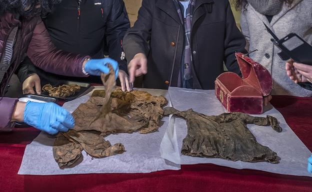 Hallan los restos del infante don Pedro en la catedral de Segovia