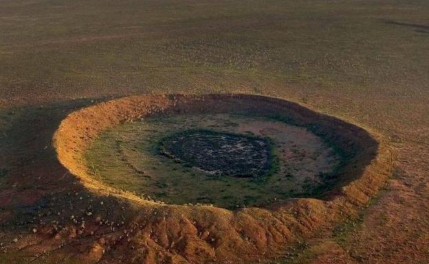 Grandes meteoritos golpean la Tierra al menos cada 180 años