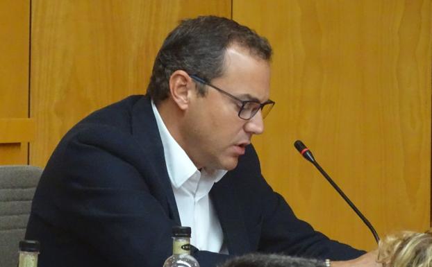 Cs pide explicaciones a la alcaldesa por la «supuesta rebaja» en el contrato de bomberos de San Andrés