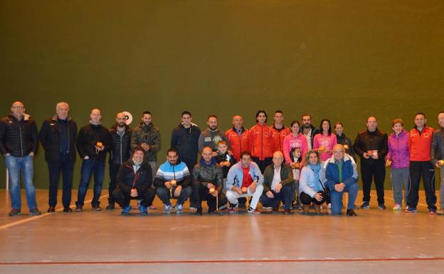 Velilla de Valderaduey, Valverde de la Virgen y El Burgo Ranero, campeones de la XXV Copa Diputación de Pelota en Valencia de Don Juan