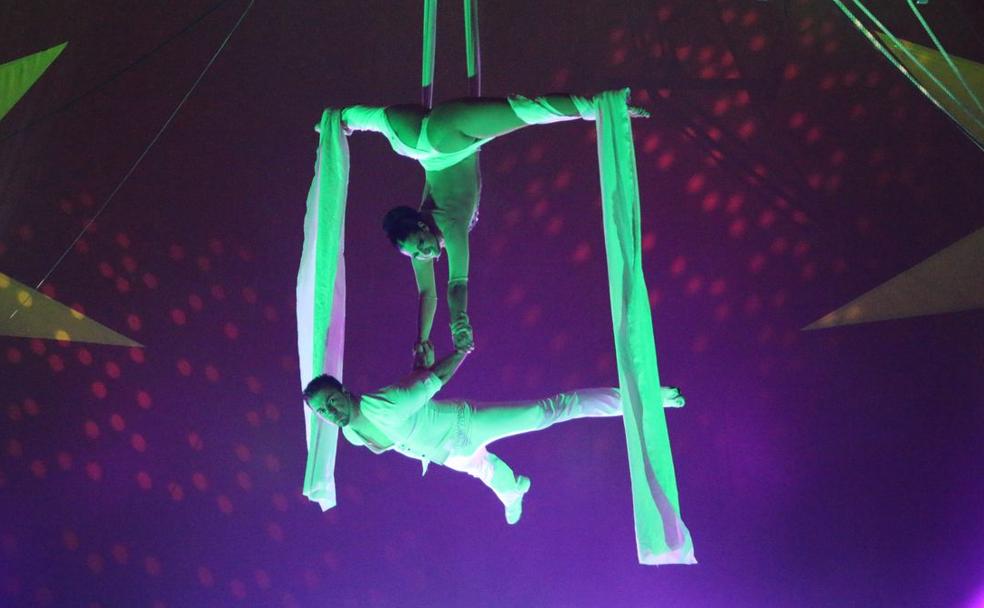 Un paseo de acrobacias a la luna