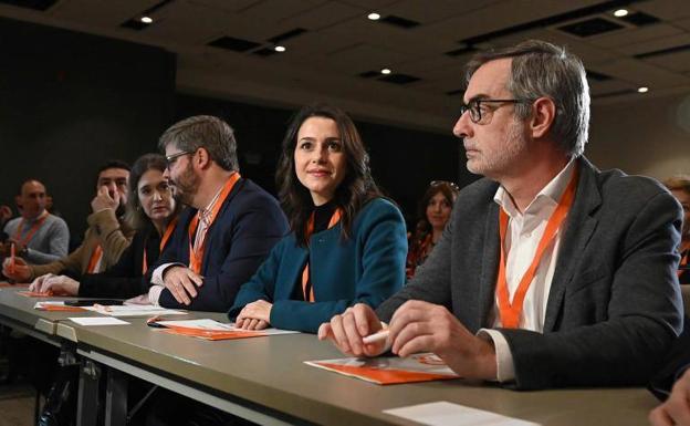 Ciudadanos apuesta por una gestora continuista con «el legado de Rivera»