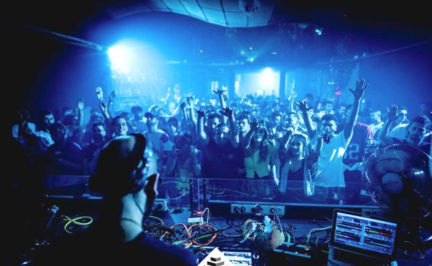 Los dj internacionales Lewis Fautzi y Voiski celebrarán el III Aniversario The Jungle