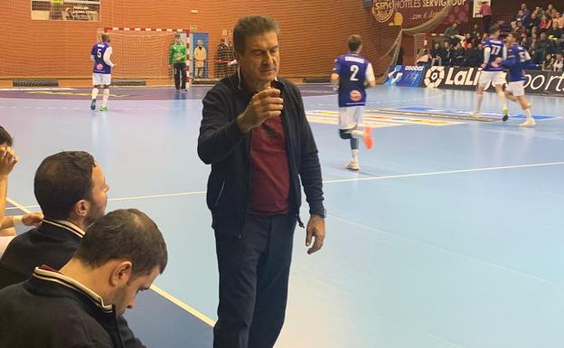 Cadenas: «Tenemos jugadores para dar más nivel»