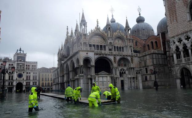 El sistema de diques que salvará Venecia pasa su primera prueba