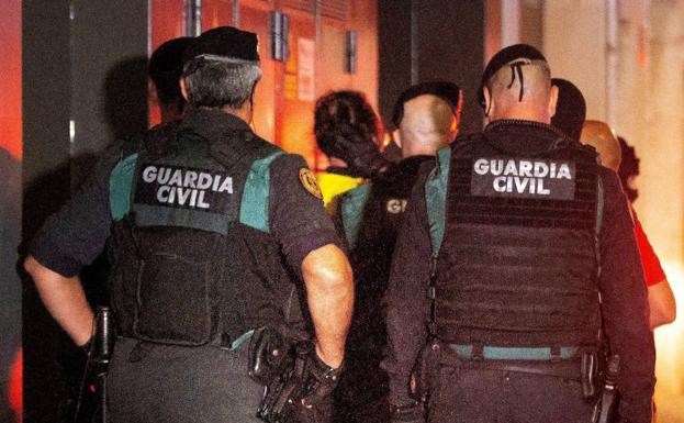 El Parlament pedirá la libertad de los CDR acusados de terrorismo