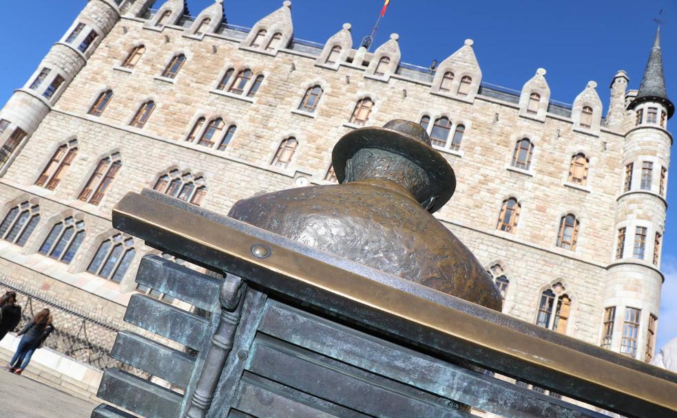 Un paseo para sentirse Gaudí