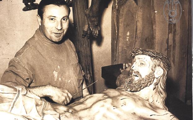 El Cristo de los Balderas 'bendice' el nombramiento de Amado Fernández como 'hermano de honor'