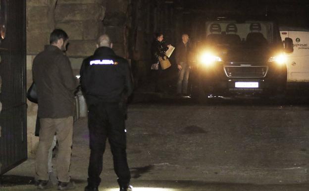 Fallece una joven vallisoletana tras precipitarse de una torre de cien metros de la Laboral en Gijón