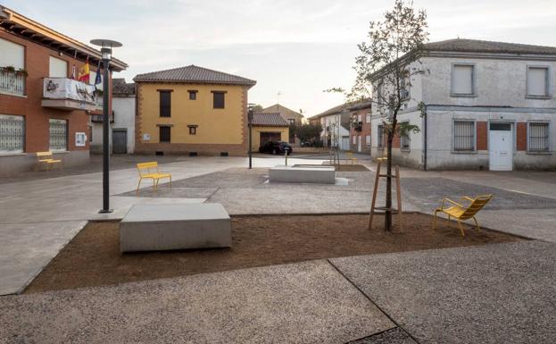Una plaza de vanguardia en Mansilla Mayor