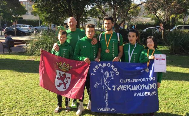 El Club Taekwondo Valderas logra dos medallas en el Campeonato de España