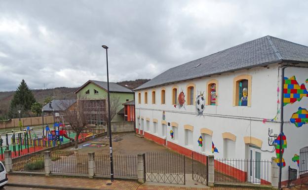 El colegio de Folgoso de la Ribera ya tiene AMPA