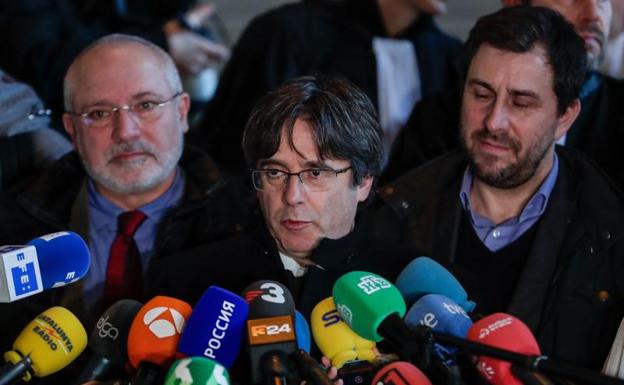 Bélgica da más margen a Puigdemont y aplaza al 3 de febrero su decisión sobre la euroorden