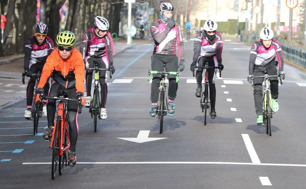 A por el 'pavo' dando pedales