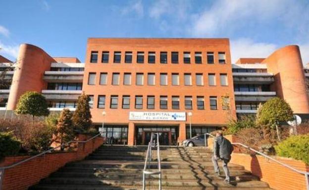 Trasladados al Hospital del Bierzo dos ancianos intoxicados por monóxido de carbono en una vivienda de Villadepalos