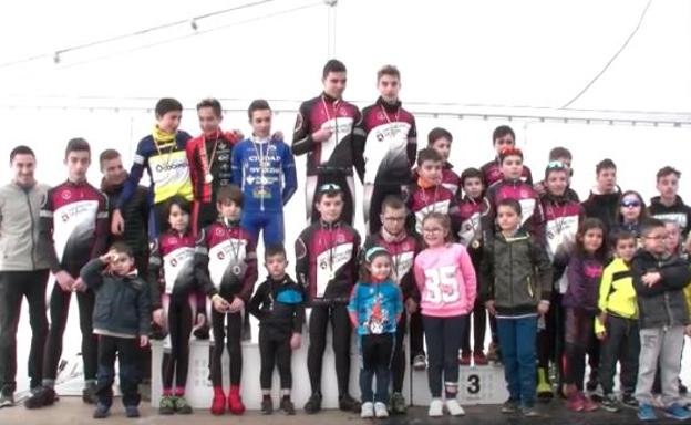 La Virgen celebra con éxito la primera edición de la Carrera del Pavo