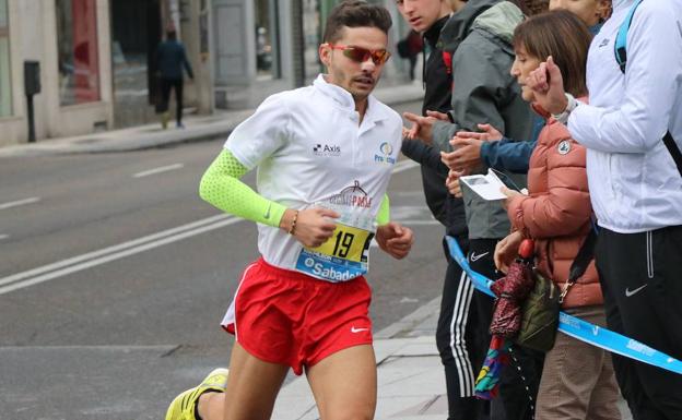 Raúl Celada buscará una plaza en el 3.000 metros del Mundial indoor