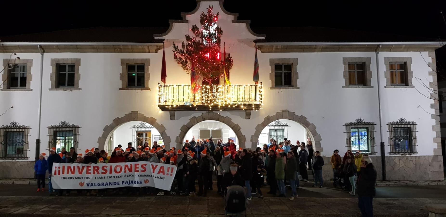 Manifestación en Villamanín por el «abandono» de Valgrande-Pajares