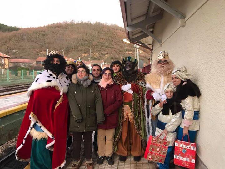 Los Reyes Magos visitan Matallana de Torio