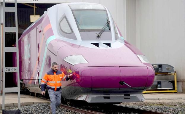 Renfe vuelve a vender billetes AVE desde León mientras se mantiene la presión sobre la operadora