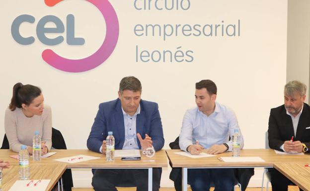 El CEL se reúne con los diputados del PSOE y les piden que «salvaguarden» los intereses de León