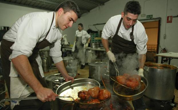 Bembibre pone a la venta online 200 entradas más para el Festival de Exaltación del Botillo