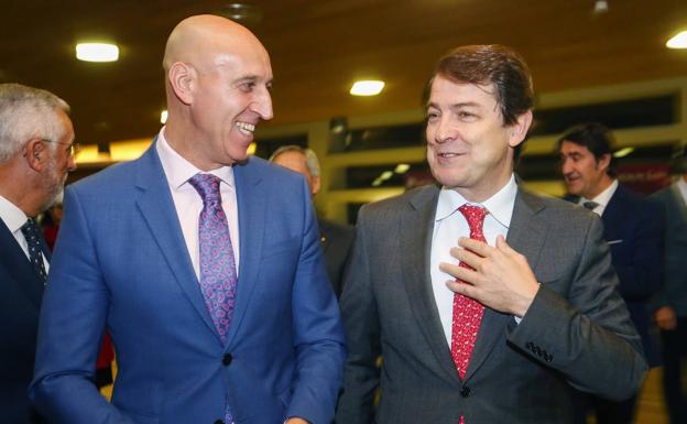 Mañueco y José Antonio Diez se reúnen este martes con el debate leonesista de fondo