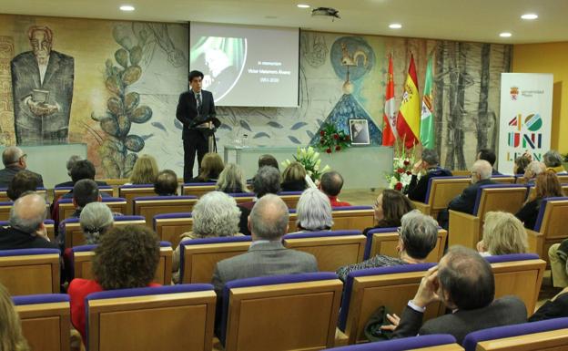 Celebrada la ceremonia de despedida civil del primer gerente de la ULE, Victor Matamoro