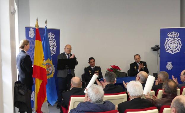 La Policía Nacional conmemora en León los 196 años de su creación en una acto presidido por Faustino Sánchez