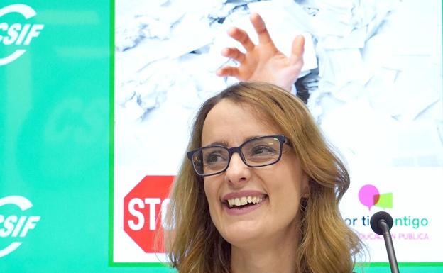 El 90% de los docentes está «harto y frustrado» por el «excesivo» trabajo burocrático en los centros