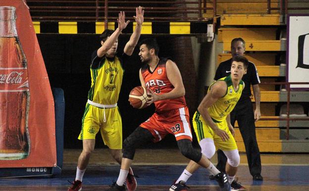 Basket León recibe a un rival directo por evitar el descenso