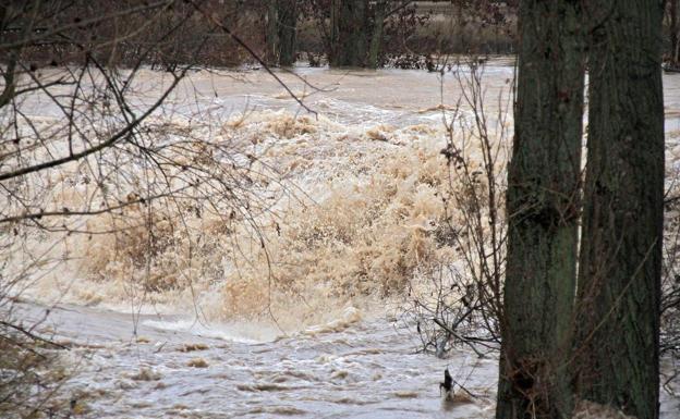 La CHD analiza con los alcaldes de la ribera del Órbigo medidas de actuación ante el riesgo de inundación