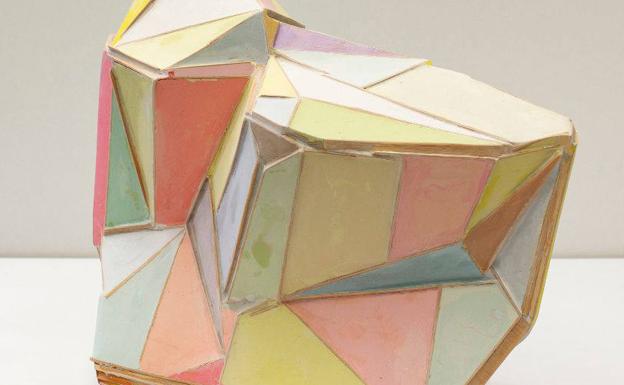 El leonés Verbis lleva a Sevilla su exposición 'Objetos testigo'