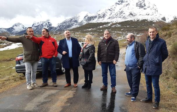 Villamanín le pide a la Diputación mejorar las vías, accesos y carreteras de todo el municipio
