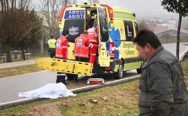 Un fallecido y cuatro heridos en un accidente en Bogajo