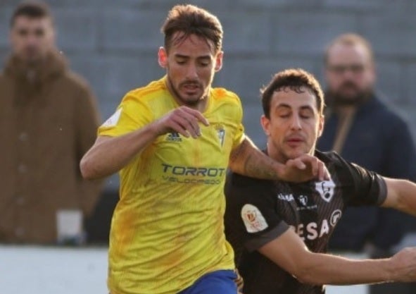 Javi Navarro se une a la SD Ponferradina