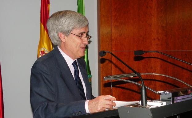 El leonés Juan José Badiola Díez, imparte en el Albéitar la jornada 'Un mundo, una sola salud'