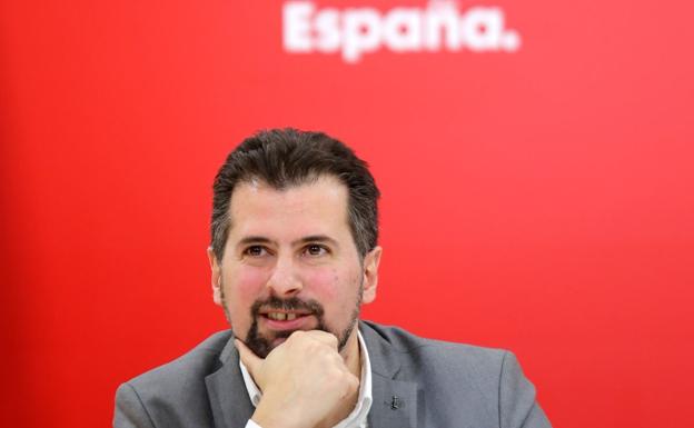 El PSOE volvería a ganar las elecciones en Castilla y León con el 31,8% de los votos mientras el PP perdería 10 puntos