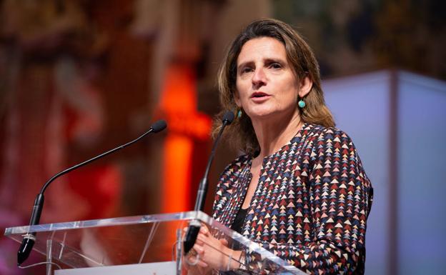 Teresa Ribera se reunirá este miércoles en León con UGT y CCOO para abordar la Mesa del Plan de Reindustrialización