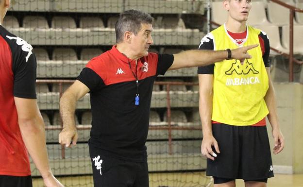 Cadenas: «Bidasoa es un equipo con más nivel que nosotros»