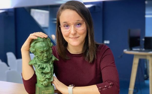 La leonesa Laura Menéndez comparte un 'pedazo' del Goya de Madrid 2120