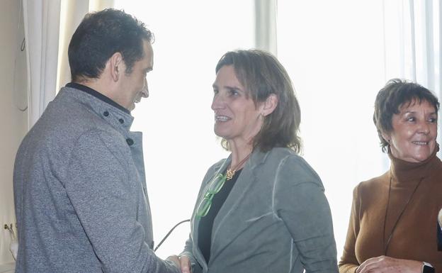 Los sindicatos ven «muy positiva» la reunión con Ribera tras comprometerse «a trabajar por una agenda para León»