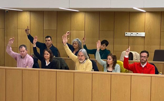 PSOE en Villaquilambre: «Votar hoy diferente nos haría no poder mirar a nuestra familia a los ojos»