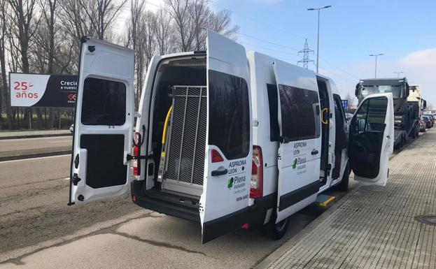 Asprona-León adquiere un vehículo adaptado gracias al Programa de Infraestructuras Regionales