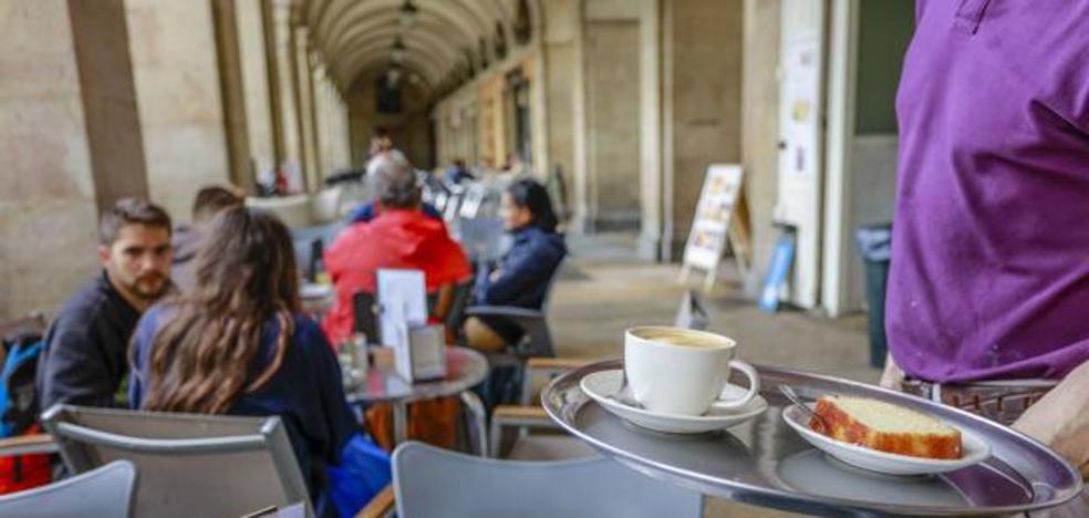 El turismo impulsa 5.333 empleos en 2019 y su ocupación crece cuatro veces más que el mercado laboral de Castilla y León