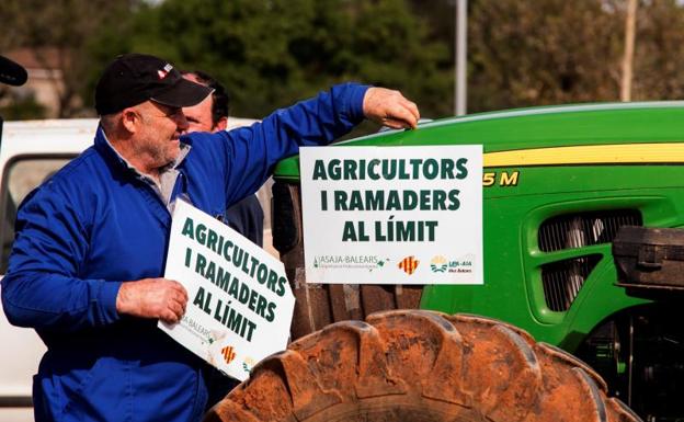 Planas confía en que la PAC compense los bajos márgenes de los agricultores