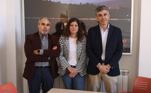 Sahagún pide permiso a Renfe para hacer una parada de bus en el parking de la estación actual