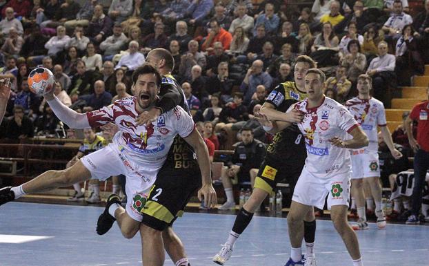 Huesca, un rival incómodo para el Ademar en su pista salvo en su primera visita