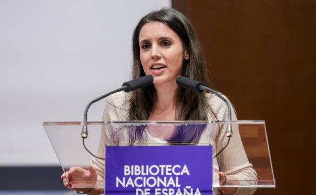 La ministra Montero reivindica su experiencia como cajera: «Me ayuda a no olvidar de dónde vengo»