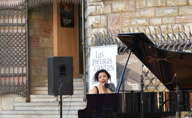 Sheila Blanco pondrá voz a las poetas del 27 en la Casa Botines de León